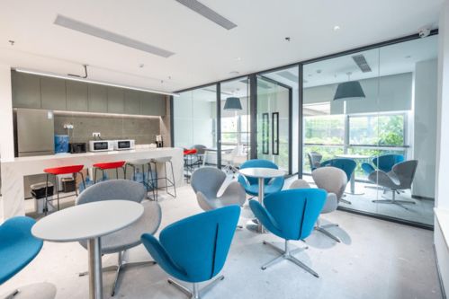 薪寶科技產(chǎn)品技術(shù)研發(fā) 大數(shù)據(jù)處理中心圓滿喬遷 加碼發(fā)力技術(shù)創(chuàng)新